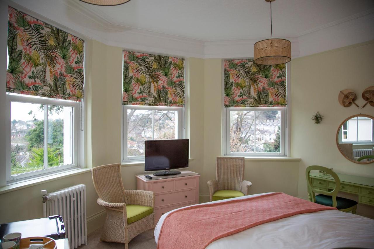 Carlton Court Bed and breakfast